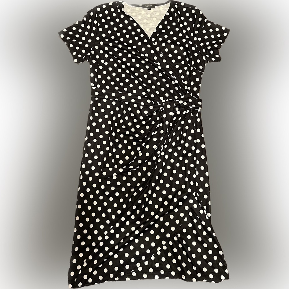 Lyric Dress XL Black with white polka dots.